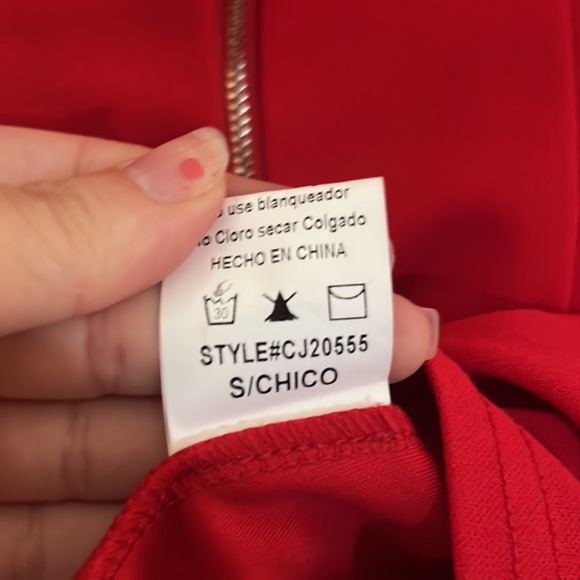 NWOT Windsor Red Puffy Shoulders Peplum Top - Picture 4 of 6